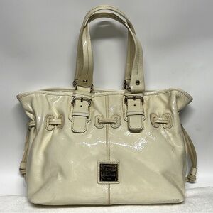 Patent Dooney And Bourke Beige Leather Band Ivory